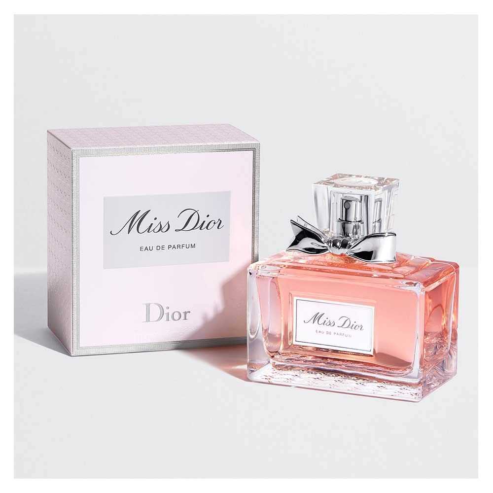 Eau De Parfum Spray 3.4 Fluid Ounce Z401
