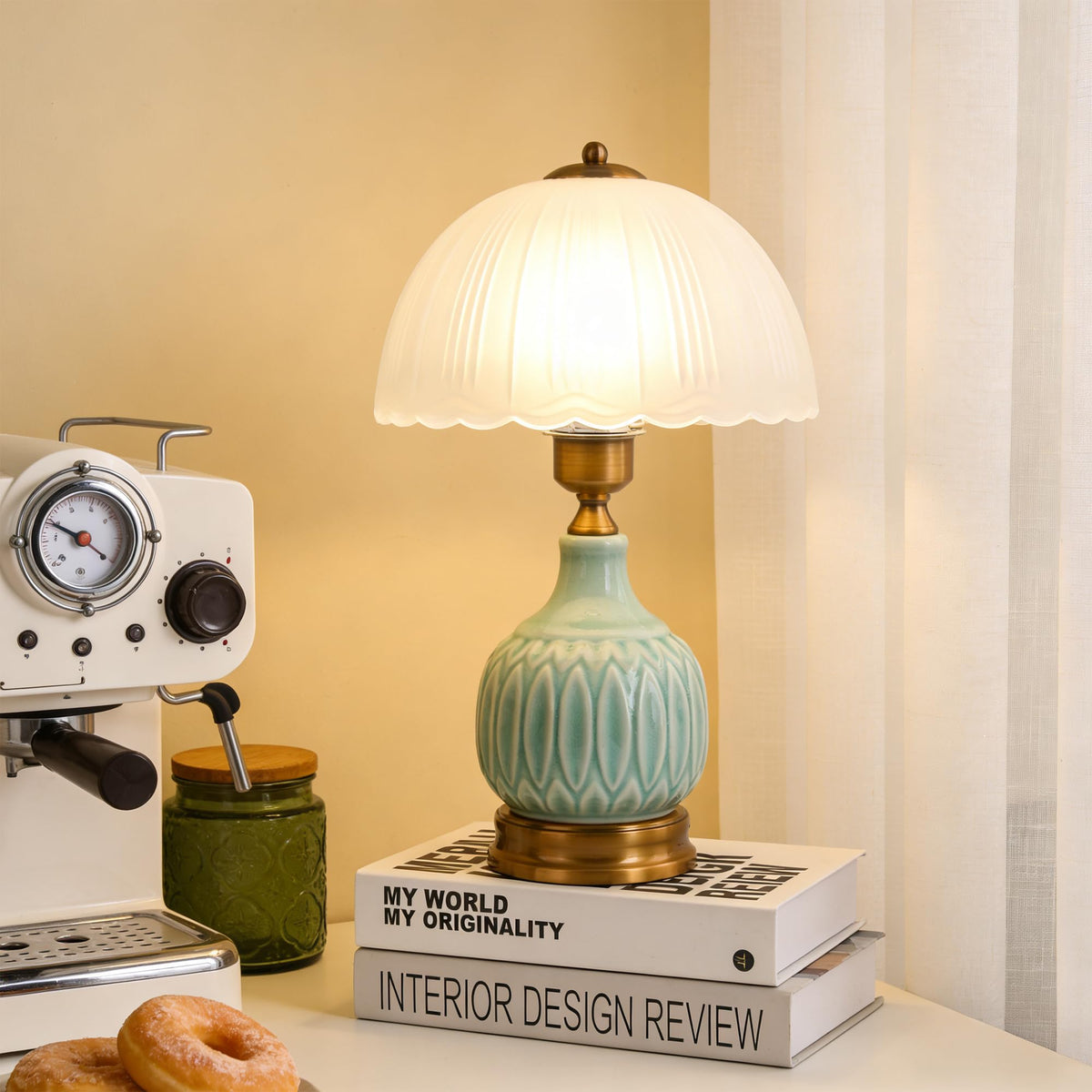 Ceramic Retro Table Lamp J875