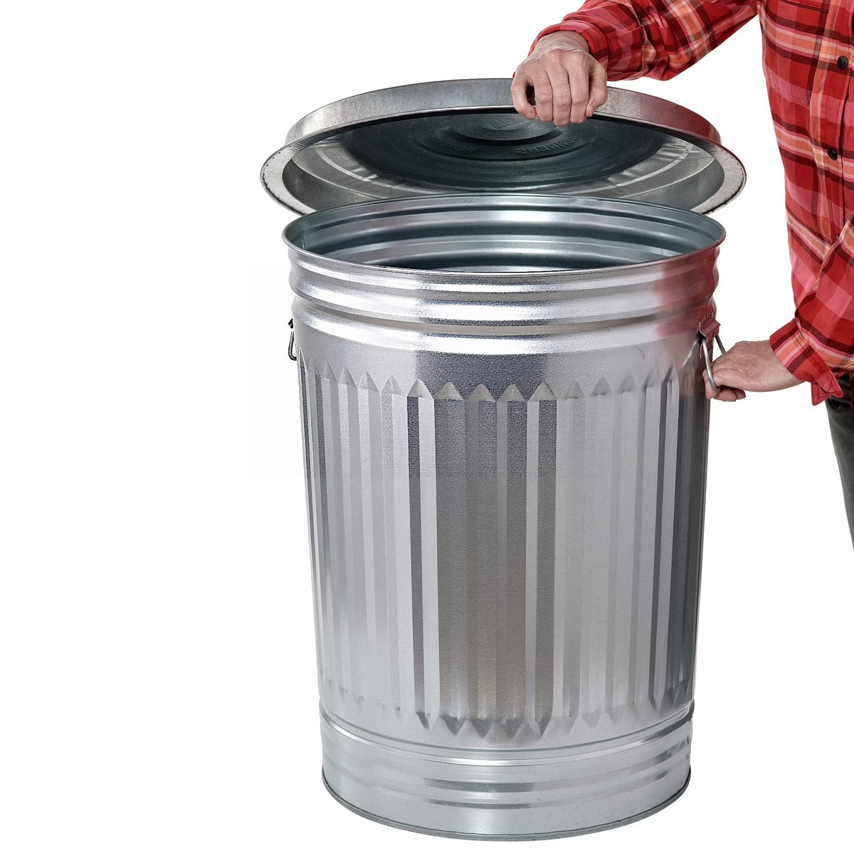 31 Gallon Galvanized Steel Storage Can with Lid J41351