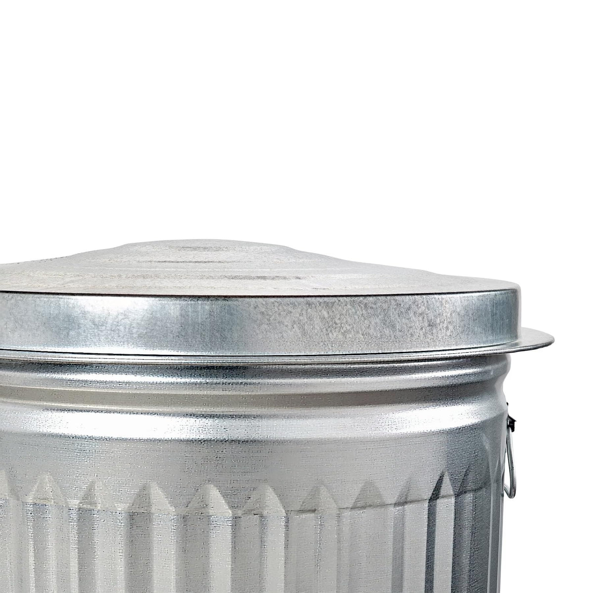 31 Gallon Galvanized Steel Storage Can with Lid J41351